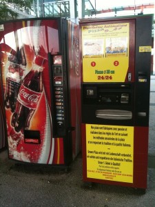 2011-09-28 airport Basel Mulhouse Freiburg automat pizza