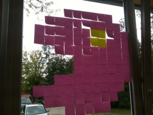 postit art war pacman