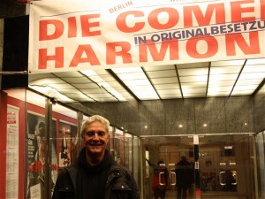 Alfred Wagner Komoedie am Kurfuerstendamm Berlin Comedian Harmonists Eingang