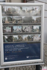 Aufsteller Plakat FotoAustellung Altes Rathaus Fotos Alter Markt Potsdam Museum