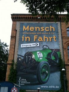 Auto Museum Berlin Ausstellung Mensch in Fahrt