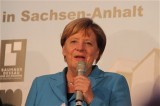 BK Angela Merkel, Gesicht Promi Landesvertretung Sachsen Anhalt Bauhaus Dessau Kultur Sommernacht Berlin Berichterstatter TrendJam