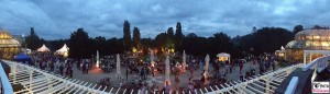 Besucher Panorama Tropenhaus Botanische Nacht Botanischer Garten Museum Sommernacht Berlin Dahlem Steglitz karibische Sommernacht Berichterstatter