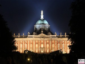 Gaeste Besucher Neues Palais Hauptweg Schloessernacht Sanssouci Potsdam Rokoko Berichterstatter