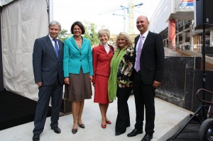 Klaus-Wowereit-Ilse-Aigner-Alexandra-Schoerghuber-Jürgen Buellesbach-Bikini-Haus-Berlin-Richtfest