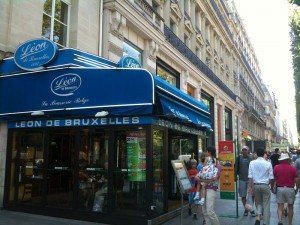 Leon de bruxelles 63 Av. des Champs Elysées Paris