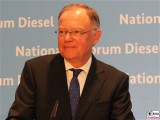 MP Stephan Weil Gesicht Portrait Kopf Diesel Gipfel BMVI Berlin Invalidenstrasse Berichterstatter