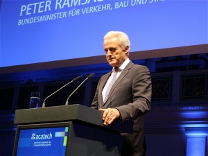 Peter Ramsauer Bundesminister Verkehr Bau Stadtentwicklung acatech 10 Jahre