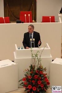 Plenarsaal Stadtschloss Potsdam Landtagspräsident Gunter Fritsch Medaille des Landtages Brandenburg