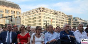 Promi Frank Henkel, Kathrin Bernikas, Monika Diepgen, Eberhard Diepgen, Jörn Kubicki, Klaus Wowereit ehem. Regierende Buergermeister Jubilaeum 25 Jahre Classic Open Air Gendarmenmarkt Berlin Publikum Berichterstatter