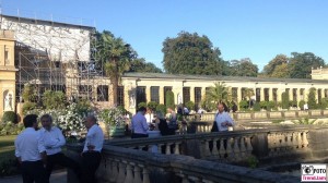 Terrasse Orangerie Medienkonferenz M100 Colloquium Potsdam Sanssouci Investigativer Journalismus Berichterstatter