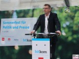 Thorsten Dirks Gesicht face Kopf Rede Bitkom Sommerfest Hamburger Bahnhof Berlin IT Museum für Gegenwart Berichterstatter