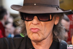 Udo Lindenberg Gesicht Promi face Hut Brille Olympiastadion Panik Rock SonderZug nach Pankow U-Bahnhof U2 Berlin