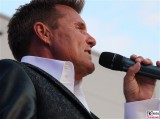 Dieter Bohlen Gesicht Promi face Sprüche singt Eroeffnung CLINTON Großhandels GmbH Dahlewitz Hoppegarten Berlin