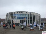 Eingang Messe Sued ITB MeckVopo Berlin Funkturm Reise Urlaub Berichterstatter