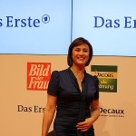 Goldene Bild der Frau Sandra Maischberger Berlin Axel Springer Haus