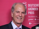 Juergen Heraeus Gesicht Promi Gründer-Preis ZDF Zollernhof Berlin Unter den Linden Hauptstadt Studio MOMA-Studio