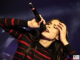 Lena Meyer-Landrut singt Gesicht face Kopf Mikro Brandenburger Tor Buehne Festival der Einheit Platz des 18 Maerz