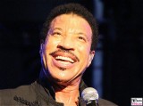 Lionel Richie Gesicht Promi Buehne StadtwerkeFest Neuer Lustgarten Potsdam Brandenburg