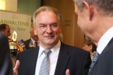 MP Reiner Haseloff Gesicht Promi Landesvertretung Sachsen Anhalt Bauhaus Dessau Kultur Sommernacht Berlin Berichterstatter TrendJam