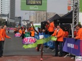 Melly Kenia-37-Berliner-Halb-Marathon-2.4.2017-Hauptstadt-Medaillen-Berichterstatter-Trendjam