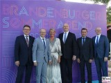 Milos Stevanovic, Karsten Schwanke, Ulrike Finck, Dietmar Woidke, Donald Bäcker, Thomas Kralinski Brandenburger Sommerabend Potsdam Schiffbauergasse Fotowand Berichterstatter