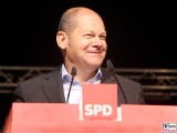 Olaf Scholz Gesicht face Promi Rede Erster Bürgermeister der Freien und Hansestadt Hamburg SPD Sommer Jubilaeum Volkspark Buga Potsdam Fest Feier Partei