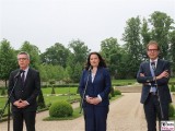 Thomas de Maizière, Andrea Nahles, Alexander Dobrindt Kabinett Merkel Klausur Tagung Garten Schloss Meseberg Gästehaus Bundesregierung