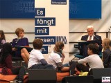 Vorleser Elke Buedenbender, BPr Frank-Walter Steinmeier Stiftung Lesen Promi Buergerfest Schloss Garten Bellevue Ehrenamt Berlin Bundespraesident Tag der offenen Tuer Berichterstatter